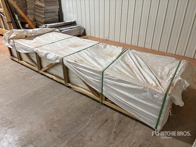 Various Lengths of PVC Trim その他 - 店舗 & 倉庫 (Unused)