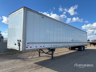 2013 Vanguard 53 ft x 102 in T/A Van Trailer