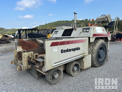 1989 Cedarapids CR-451 Wheel Asphalt Paver
