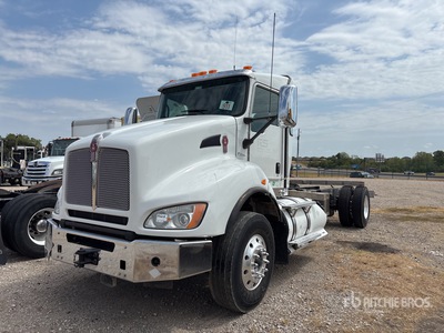 2016 Kenworth T440 4x2 Cab and Chassis (Inoperable)