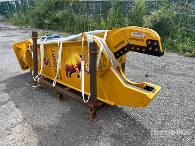 2026 HW HW280RT Demolition Shear - Fits Excavator 20 - 28 ton (Unused)