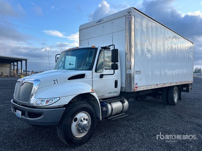 2017 International 4300 4x2 Kastenwägen