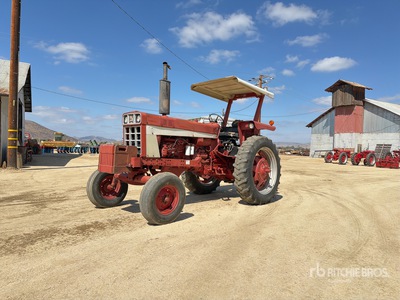 1976 International Harvester 666 2WD Tractor
