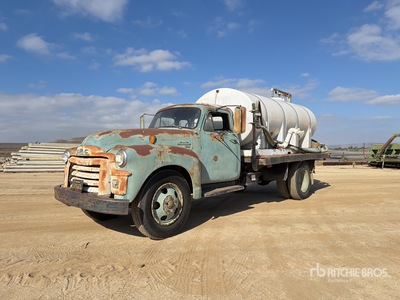 1963 GMC 350 Ciężarówka z płaską platformą