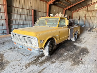 1972 Chevrolet Cheyenne 20 4x2 Autocarro di servizio