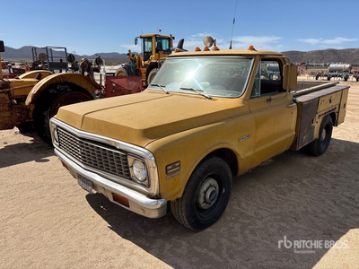 1972 Chevrolet Cheyenne 20 4x2 Utility Truck
