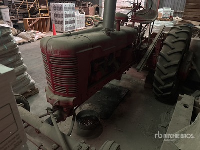 1946 Farmall H Tracteur agricole 2WD