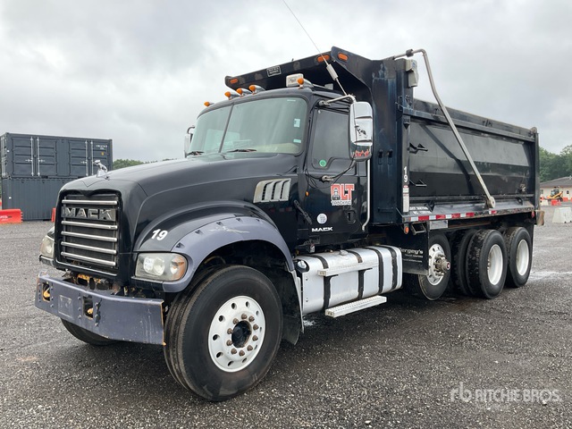 2015 Mack GU713 Granite 8x4 Tri/A Dump Truck