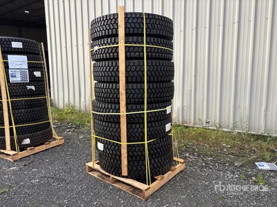 Quantity of (8) 11R22.5 Snow Traction Retreaded اطارات المواصلات (Unused)