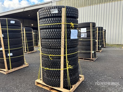 Quantity of (8) 11R22.5 Snow Traction Retreaded اطارات المواصلات (Unused)