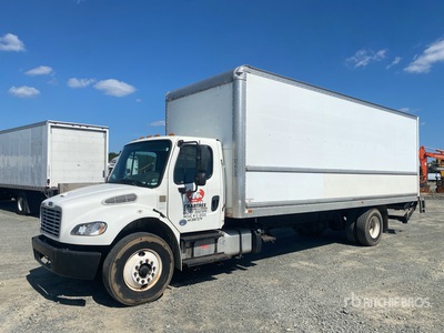 2018 Freightliner M2106 4x2 Furgoneta caja cerrada
