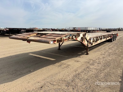2007 Doepker SN10374S 53 ft Tri/A Folding Neck Trailer