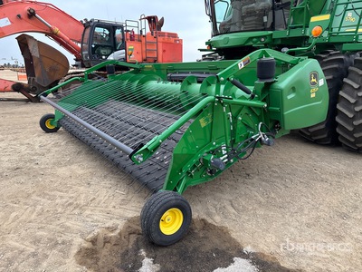 2019 John Deere 615P 15 ft Draper Przystawka do kombajnu