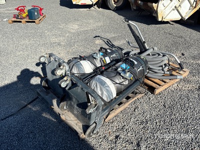 Quantity of (2) National Flooring Equipment DL200 Kolektor pyłu