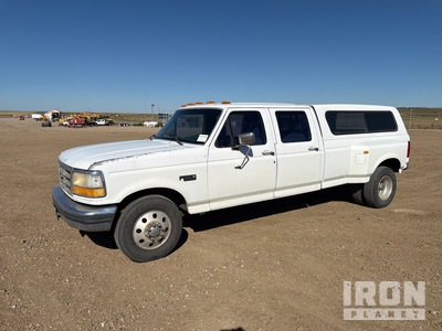 1992 Ford F-350 XLT 4x2 Crew Cab Pickup