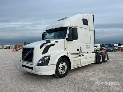 2018 Volvo VNL670 6x4 Cabeza Tractora Cabina Dormitorio