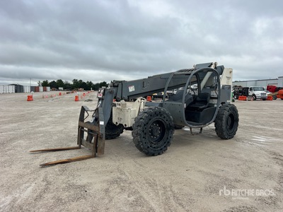 2005 Terex TH842C Telehandler