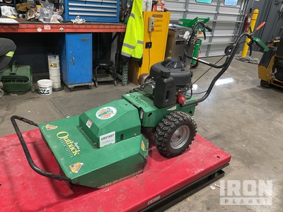 2020 Billy Goat BC2600ICH 28 in Gasoline Cortadora giratoria