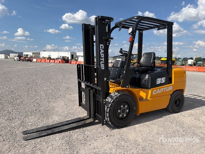 2026 Captur FM35H 7700 lb Pneumatic Tire Montacargas (Sin Usar) / Forklift (Unused)