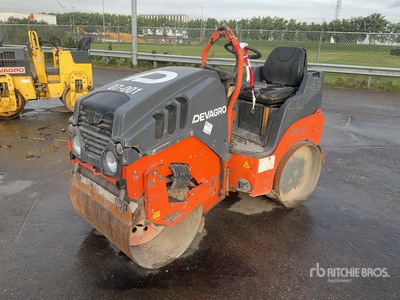 2009 Hamm HD8VV Compacteur à double bille (Inoperable)