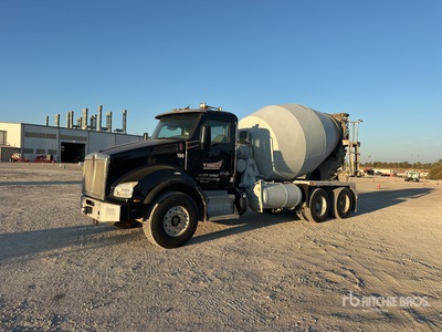 2016 Kenworth T880 6x4 Mixer Truck