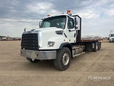 2014 Freightliner 114SD 6x4 Flatbed Truck