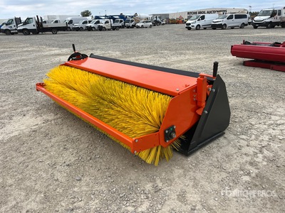 2026 Massepoids 2,400 mm Sweeper Bucket Attelage pour balayeuse (Unused)
