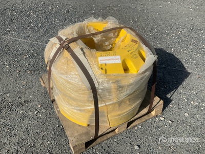 Quantity of (2) 630 Kg Wheel Counterweight - To Fit John Deere 農業関連 - その他