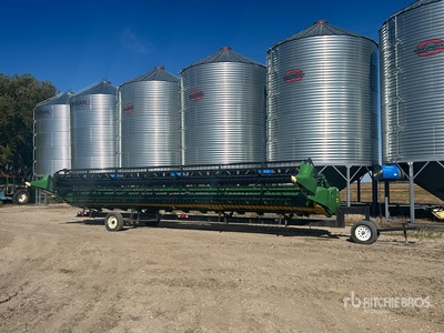2010 John Deere 635F 35 ft Flex Maaikop