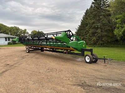 2010 John Deere 635F 35 ft Flex Combine Header