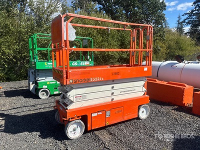 2019 Snorkel S3226E Electric Elevador de tijera