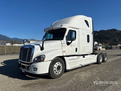 2014 Freightliner Cascadia 125 6x4 Ciągnik siodłowy T/A z kabiną sypialną
