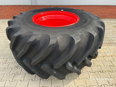 Quantity of (1) Goodyear 800/65R32 Wheels