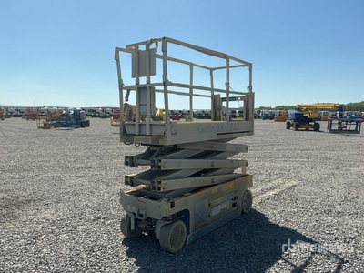 Genie GS2032 Electric Scissor Lift