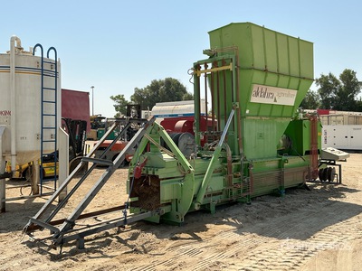 Automatic Hydraulic Square Straw Baling Machine