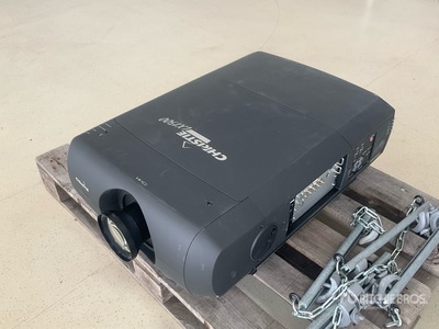 Christie LX1500 Beamer Projector その他 - 店舗 & 倉庫