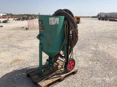 2014 Clemco B150B Sand Blaster