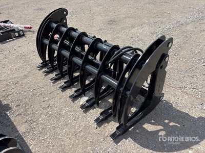 2026 GIYI GY-CLG72 72 in Skid Steer Root Rake (Unused)