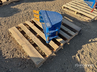 2026 Anton Equipment QJD30035 12 in Digging Excavator Bucket (Unused)