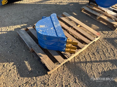 2026 Anton Equipment QJD30035 12 in Digging Excavator Bucket (Unused)