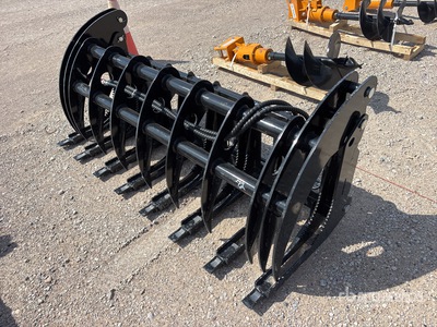 2026 GIYI GY-CLG72 72 in Skid Steer Root Rake (Unused)