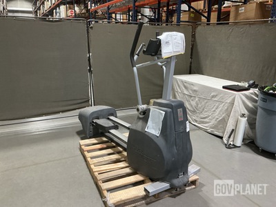 Star Trac 5230-SUSAP0 Natural Runner Plus Elliptical
