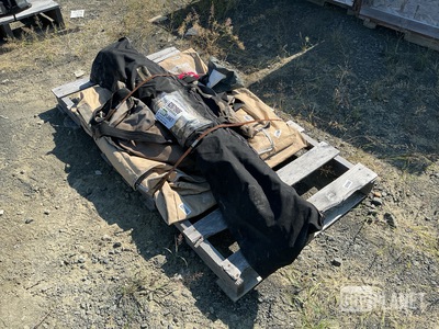 (2) Tent Liners & (2) Tent Parts Bags