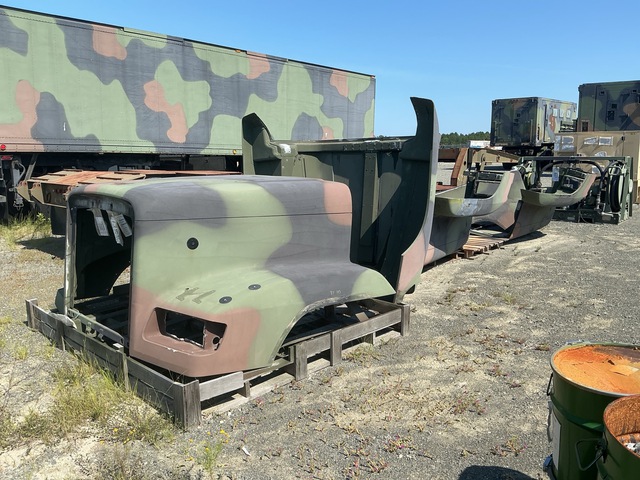(4) Daimler Truck Hoods