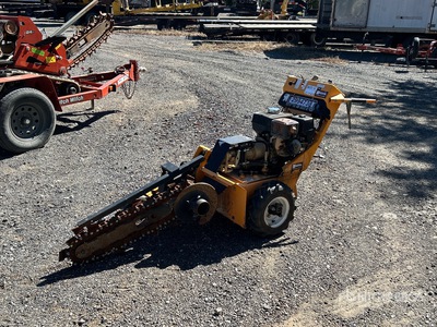 Barreto E924HM4SB Walk Behind Trencher