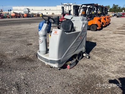 2020 Advance 3820D Ride-On Electric Laveuse de sol