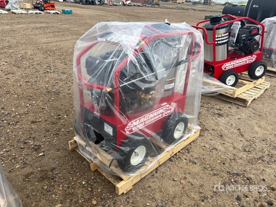 Easy-Kleen Magnum Gold Pressure Washer (Unused)