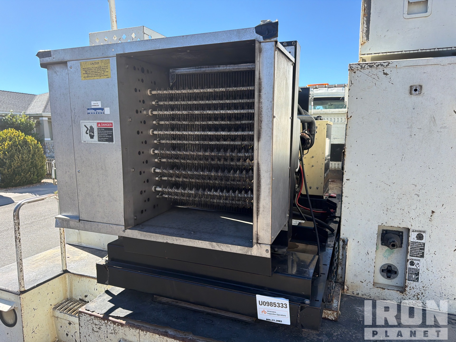 Kohler 30RE0ZJC 30 kW Skid-Mounted w/ Cooler, Bank Loader Generatore