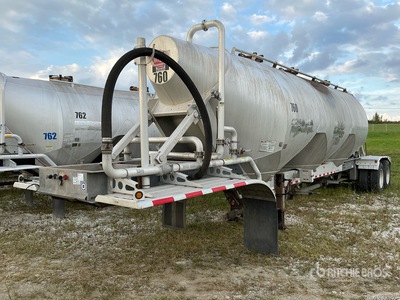 2012 Vantage 1000 cft T/A Pneumatic Bulk Trailer