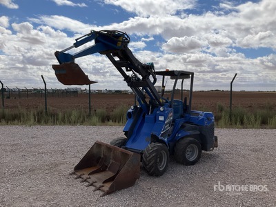 2019 Multione 5.3K T4F-STAGE5 Compact Articulated Wiellader